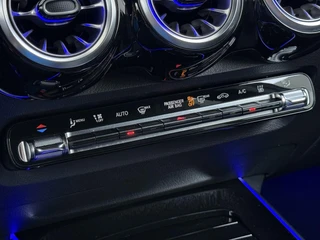 Mercedes-Benz EQB EQB 300 4Matic AMG / 50
