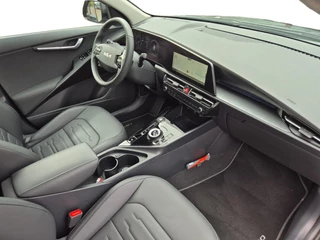 Kia Niro 1.6 GDi Hybrid DynamicPlusLine | Cruise Control | Climate Control | Open Dak | Camera | Stoelverwarming | Stuurverwarming | Elektrische Kofferbak | / 23