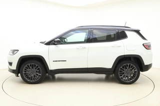Jeep Compass 4xe 240 Plug-in Hybrid Electric S | Navigatie | Lederen bekleding | Panoramisch schuifdak | Keyless | Stoelverwarming | Zwart dak / 6