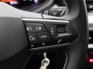 SEAT Ibiza 1.0 EcoTSi Style | Cruise Control | Airco | Parkeersensoren | CarPlay | 15 Inch | 29.984 Km !! / 24