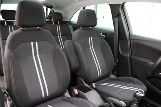 Opel Crossland 1.2 Turbo 110pk Level 4 | Panoramadak | Navigatie | Camera | Climate control | Parkeersensoren | Lichtmetalen velgen | Getint glas | DAB Radio | Cruise control | Bluetooth / 14