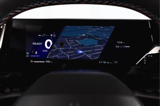 Renault Austral 1.2 E-Tech full hybrid 200 esprit Alpine  | 360 Camera | Elek. Stoelen | Winterpack | Dig. Cockpit | Adapt. Cruise | PDC | NAV+App. Connect | ECC | LM 20" | 9800 / 5