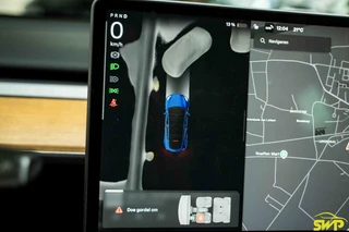 Tesla Model Y Long Range AWD 75 kWh / 13