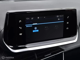 PEUGEOT 2008 1.2 PURETECH ACTIVE/LED/CARPLAY/CRUISE/PDC/BLUETOOTH / 27