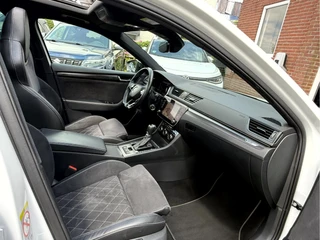 Škoda Superb Combi 1.4 TSI iV Sportline Business  Panoramadak, Trekhaak / 28