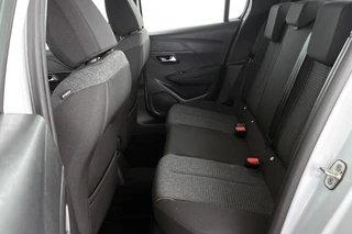 Peugeot 208 1.2 PureTech 100 Style / 9