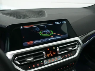 BMW 4 Serie Coupé M440i Schuifdak | Harman Kardon | M Stoelen / 16