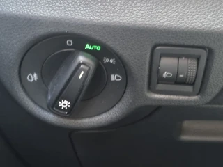 Škoda Kamiq 1.5 TSI ACT Sport Business NAVI AUTOMAAT CAMERA LM / 31