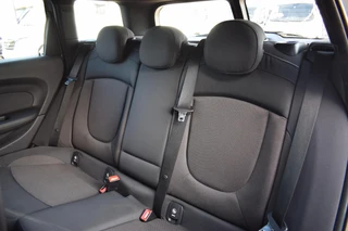 MINI Clubman 1.5 One Salt Business | Apple CarPlay | Stoelverw. | Cruise | Climate / 7