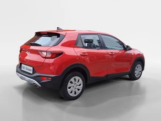 Kia Stonic 1.0i Turbo MHEV ComfortLine 100 PK | 1e Eigenaar | Airco | Bluetooth | Camera | Cruise control | Metallic lak | Fabrieksgarantie t/m 3-7-2031 | NAP / 6