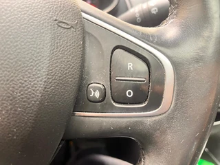 Renault Clio 0.9 TCe Intens / 16