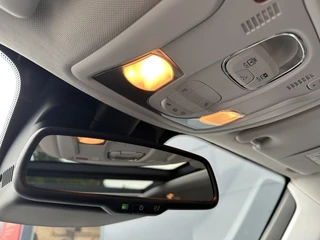 Jeep Renegade 4xe 240PK Plug-in Hybrid The North Star (Elektrisch Schuifdak - Navigatie - Adaptieve Cruise Controle - LED - Automatische Airco 4WD - Camera - Stuur & Stoel verwarming) / 33