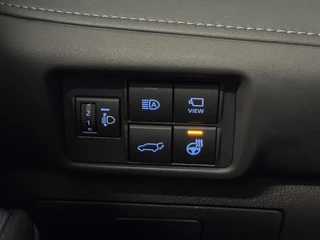 Toyota Highlander 2.5 AWD Hybrid Premium | Navigatie | JBL-Audio | Parkeersensoren | Achterklep Elektrisch | ( Vestiging - Nieuwegein ) / 17