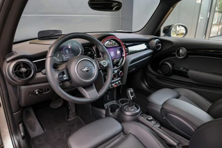 MINI 3-deurs 1.5 Cooper Classic  | PANO | HUD | CAMERA | KEYLESS | LEDER | / 5