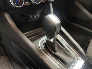 Renault Clio 1.6 E-Tech Hybrid 140 Zen CARPLAY NAVI CRUISE. / 27