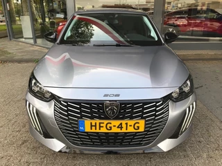Peugeot 208 Allure PureTech 100pk / 6