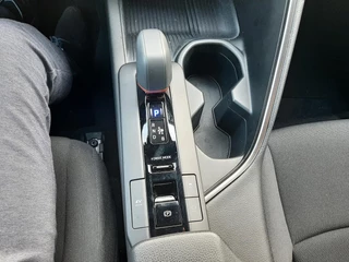 Toyota C-HR 1.8 Hybrid 140 Dynamic BLIND-SPOT APPLE/ANDROID NAVI KEYLESS PARK-SENSOREN LM-VELGEN AD-CRUISE CAMERA / 25
