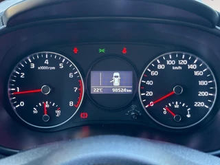 Kia Picanto 1.2 CVVT GT-Line | 84 PK! | Camera | Keyless |Leder | Stoel + Stuurverwarming | Apple Carplay | Android Auto | Lichtmetalen Velgen | / 21