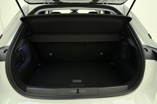 Opel Mokka 1.2 Turbo Elegance 130 PK | Weinig kilometers | Trekhaak | Navigatie | Camera | Climate control | Lichtmetalen velgen | Extra getint glas / 11