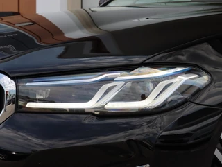 BMW 5-serie Touring 530e Luxury Line | SOH 91% | LASER LED | H&K audio / 60