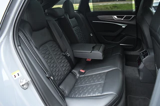 Audi RS6 Avant 4.0 TFSI quattro  Nardo Ceramic Pano Trekh Sportuitl HUD ACC Dynamic+ 4WS / 27