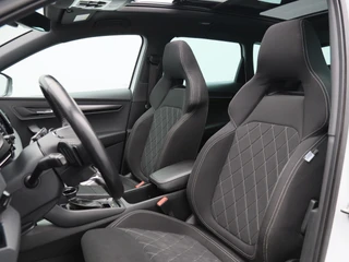 Skoda Karoq 1.5 TSi 150 Pk Automaat Sportline Business | Trekhaak | Stoel/Stuurverwarming | Panorama dak | Matrix LED | Camera | CarPlay | Parkeersensoren | 18 Inch | 50.137 Km !! / 6