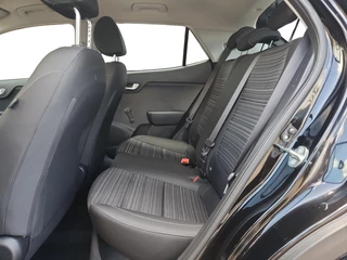 Kia Stonic 1.0 T-GDi MHEV DynamicLine | Navigatie | Camera | Climate control | Cruise control | Apple Carplay / Android Auto | Parkeersensoren achter | / 19