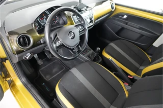 Volkswagen up! 1.0 EcoFuel move up! | 5 drs. | Aardgas | Cruise | Stl. verw. | PDC | Climate | / 21