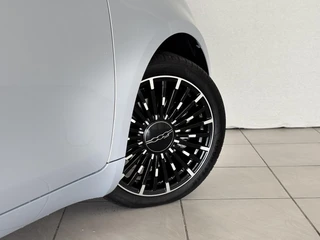 Fiat 500e La Prima 42 kWh | Panoramadak | Apple-Android | 8 Jaar Fabrieks-Garantie / 16