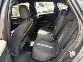 BMW 2 Series 218I Sport Line Automaat Navi Cruise LED / 18