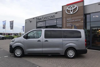 Toyota PROACE Electric Verso LONG EXTRA RANGE DYNAMIC 75KWH 8-PERSOONS ROLSTOELAUTO VERLAAGD-INBOUW-OPRIJPLAAT 2x SCHUIFDEUR / 5
