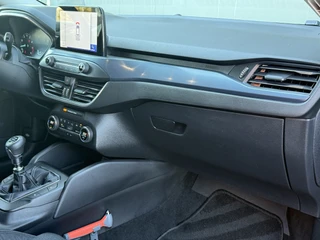 Ford Focus Wagon BWJ 2021 1.0 EcoBoost Hybrid 124 PK Active Business  FULL LED | HEAD-UP DISPLAY | ADAPTIVE CRUISE | CAMERA | CARPLAY + ANDROID | NAVI | CLIMA | LMV | PDC / 5