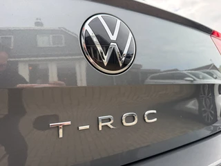 Volkswagen T-Roc 1.5 TSI Sport Business R-Line / Pano / ACC / Led / IQ Drive / Camera / Trekhaak . / 22