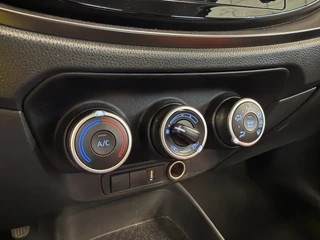 Toyota Aygo X 1.0 VVT-i S-CVT Play  Camera Carplay ACC 24 Maanden garantie* (Vraag naar de voorwaarden) / 12