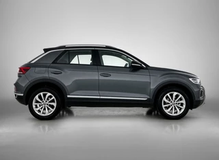 Volkswagen T-ROC 1.5 TSI Style | Automaat | Adaptive cruise | Parkeersensoren | Airco / 9