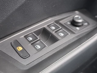Volkswagen T-Roc NAVI TEL DAB LM PDC CAMERA 1.0 TSI / 22
