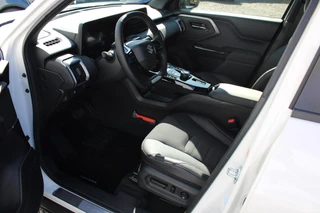 Suzuki e VITARA Style 61 kWh DEMOVOORDEEL, 10 jaar GARANTIE!! / 10