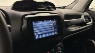Jeep Renegade 1.0T Longitude CRUISE CARPLAY NAVI ECC DAB. / 41
