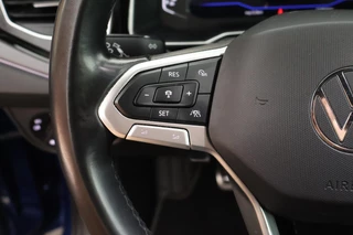 Volkswagen Polo 1.0 TSI 95pk 2x R-Line Climate Control ACC Camera Stoelverwarming Keyless Navigatie / 16