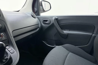 Mercedes-Benz Citan 108 CDI BlueEFFICIENCY / 23