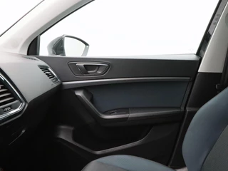 SEAT Ateca 1.5 TSi 150 Pk Automaat Style Business | Full LED | Stoelverwarming | Camera | Navigatie | Cruise Control | 17 Inch | 119.068 Km !! / 31