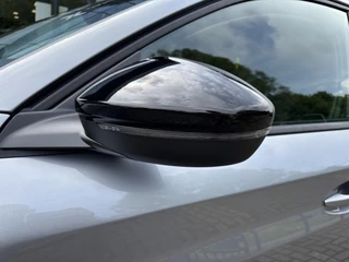 Peugeot 208 1.2 Hybrid 110 e-DCS6 / 19