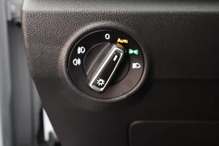 Volkswagen T-Roc 1.5 TSI 150pk DSG R-Line Sport Keyless Virtual Cockpit Navigatie / 14
