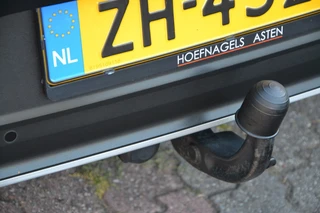 Volkswagen T-Roc 1.5 TSi 150 PK Style * Navigatie * Nette Auto * Automaat * / 18