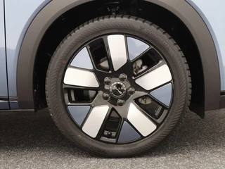 BYD DOLPHIN Design 60.4 kWh 204 Pk | Stoelverwarming | 360 Camera | Panoramadak | Adaptive Cruise | Warmtepomp |17 Inch | 26.055 Km !! / 15