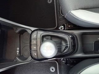 Kia Picanto 1.0 GDi GT-Line  - 2.000, - INRUILPREMIE - Schuif/kantel dak - Stoel/Stuurwiel verwarming - AppleCarplay - Android Auto - 7 jaar of 150.000km Fabrieksgarantie / 32
