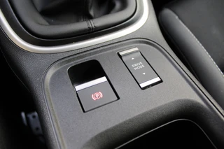 Jeep Avenger 1.2 Longitude  | JBL Audio | Adaptieve cruise | Keyless / 34
