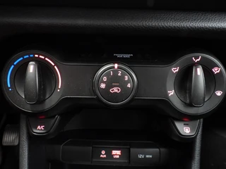 Kia Picanto 1.0 CVVT EconomyPlusLine AIRCO/BLUETOOTH! / 7