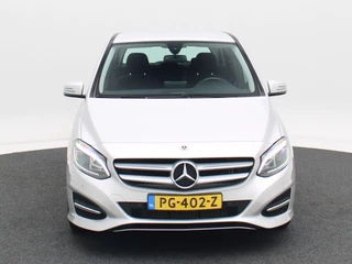 Mercedes-Benz B-klasse 250 Ambition Automaat 211 Pk | Camera | Trekhaak | Keyless | LED | Navigatiesysteem | Parkeersensoren | 18 Inch | 81.928 Km / 5