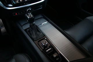Volvo S60 2.0 T4 R-Design Polestar engineered / 20